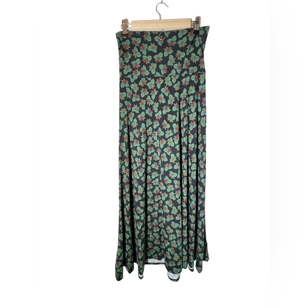 LulaRoe Maxi skirt. Size small NWT.